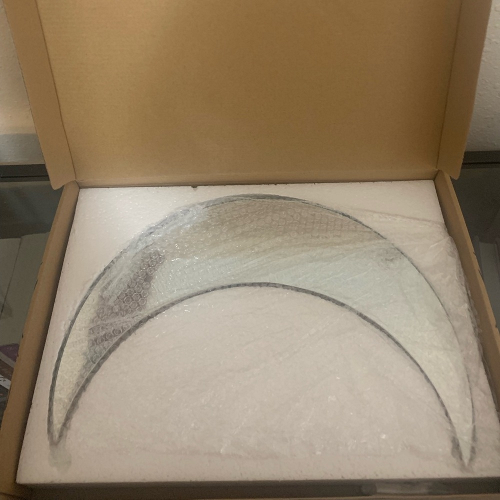 Moon Shaped Mirror